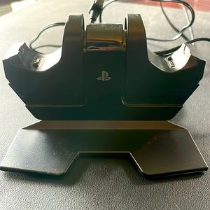 PS4 PowerA dual controller charging station